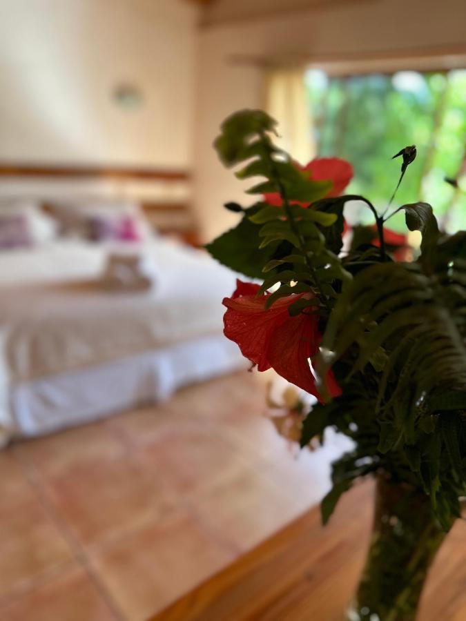 Hotel Ohiro Hanga Roa Eksteriør bilde